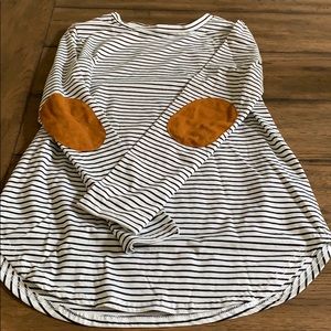 Elbow patch top